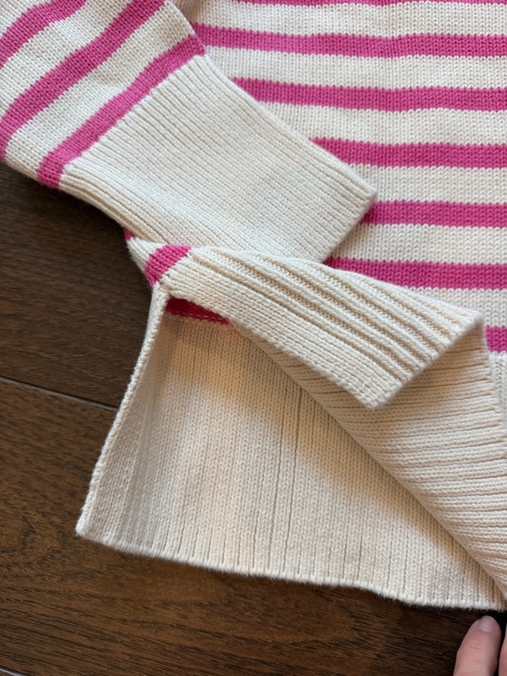 Gap Kids 24/7 Split-Hem Turtleneck Sweater Medium - C42-009 - Picture 6 of 9